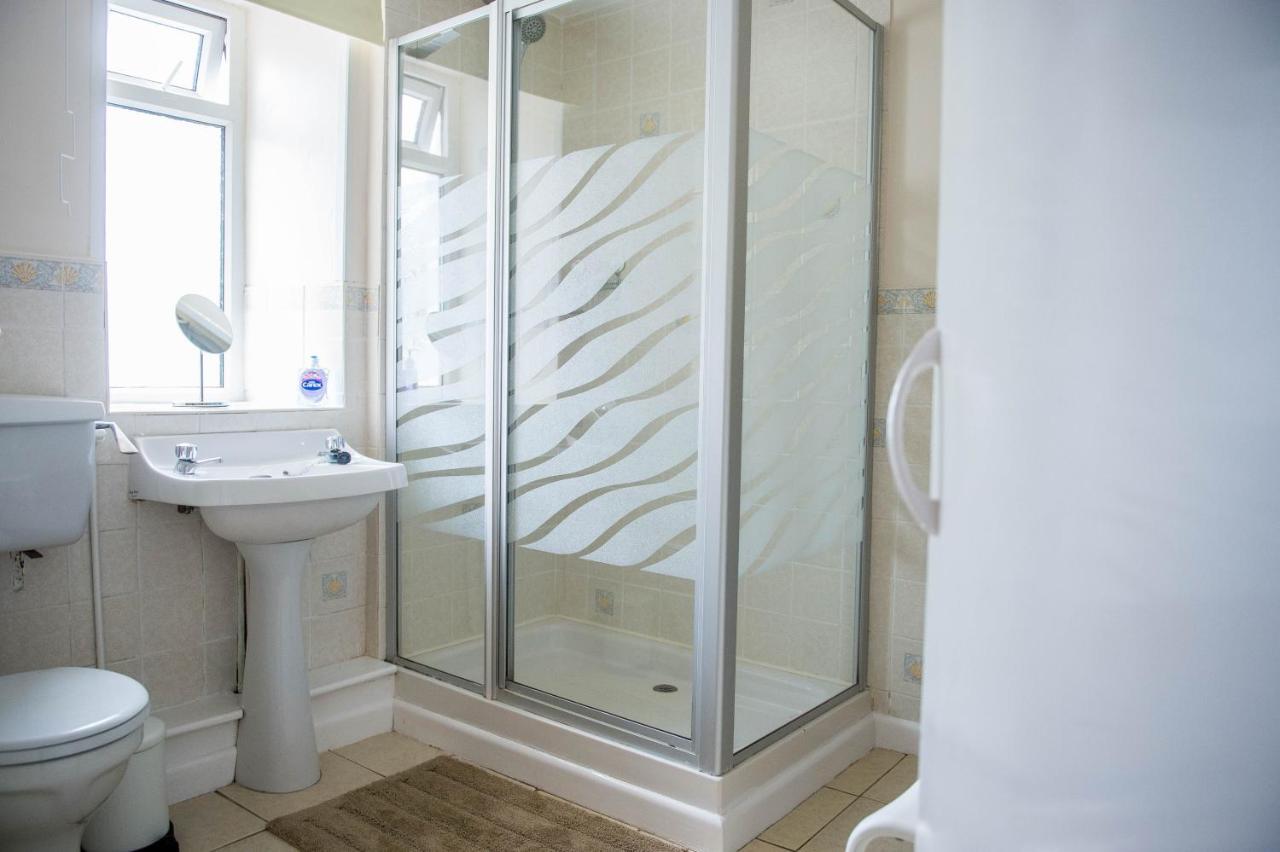 Awel Taf- Central Cottage Ideal For Families, With Parking St Clears Zewnętrze zdjęcie
